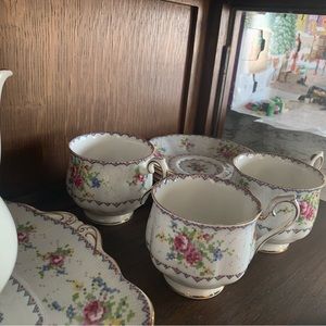Royal Albert petit point set